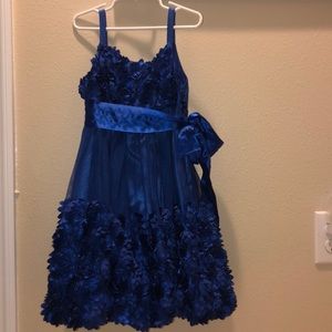 Girls party dress
